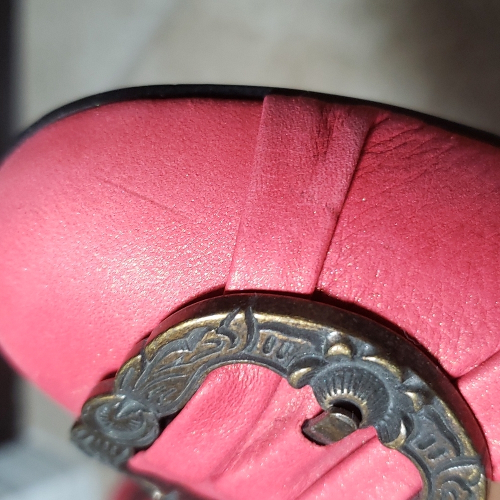 Red High Heels - Picture 9 of 10